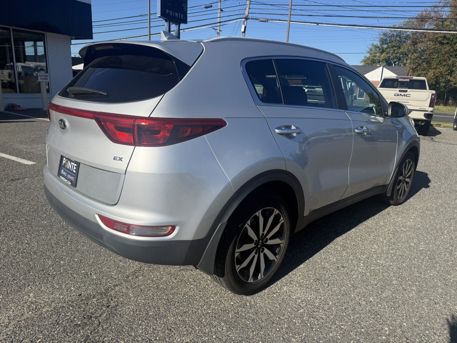 Used 2017 Kia Sportage EX FWD image 3