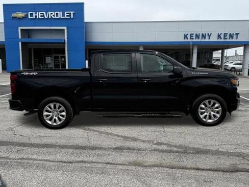 Used 2023 Chevrolet Silverado 1500 Custom AWD/4WD image 3