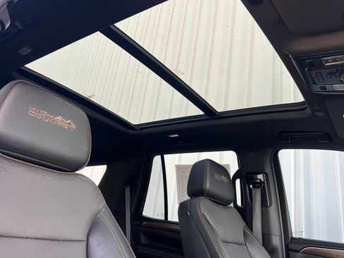 Used 2023 Chevrolet Tahoe High Country w/ Premium Package 2 image 15