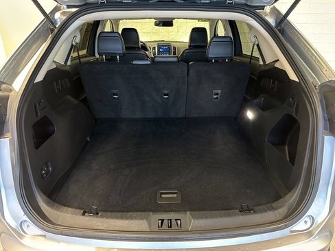 Used 2024 Ford Edge SEL AWD/4WD image 10