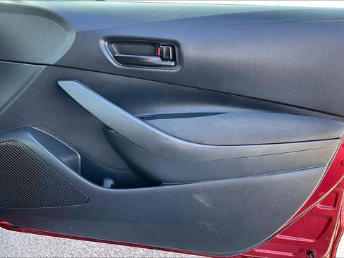 Used 2025 Toyota Corolla LE image 22