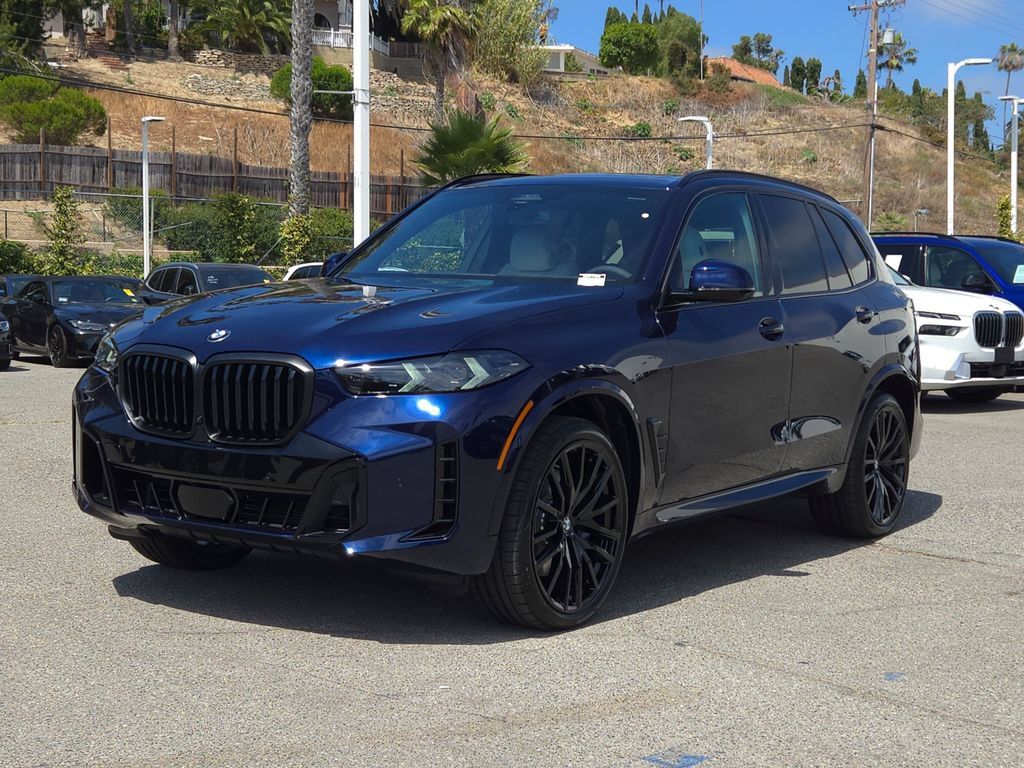 New 2026 BMW X5 xDrive40i w/ M Sport Package AWD/4WD image 2