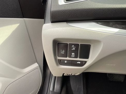 Used 2020 Acura TLX FWD image 42