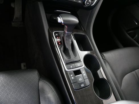 Used 2019 Kia Optima EX w/ EX Premium Package image 24