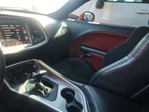 Used 2018 Dodge Challenger T/A RWD image 8