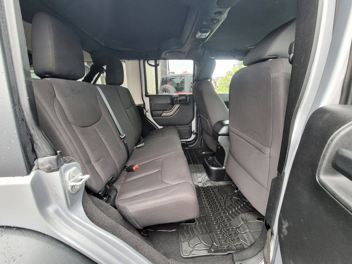 Used 2013 Jeep Wrangler Unlimited Sport AWD/4WD image 14