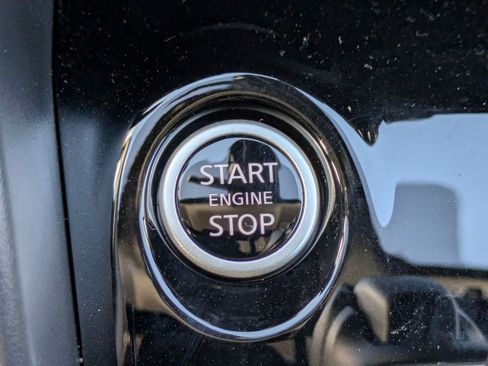 New 2025 Nissan Versa SV w/ Trunk Package image 21