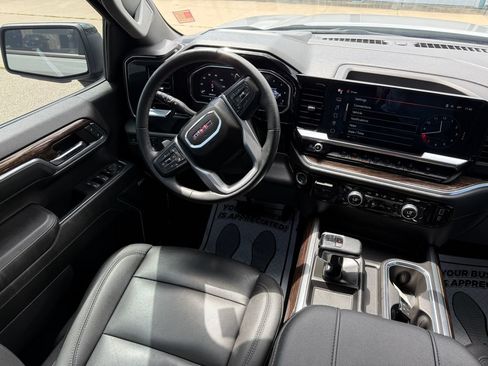 Used 2024 GMC Sierra 1500 Elevation w/ Elevation Premium Package AWD/4WD image 26
