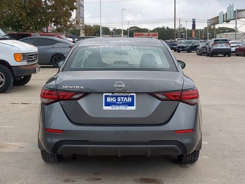 Used 2024 Nissan Sentra S image 5