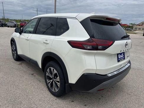 Used 2023 Nissan Rogue SV AWD/4WD image 5