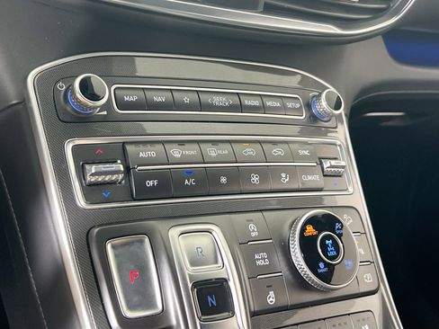 Used 2022 Hyundai Santa Fe Calligraphy image 16