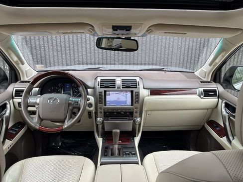 Used 2012 Lexus GX 460 w/ Comfort Plus Pkg image 39
