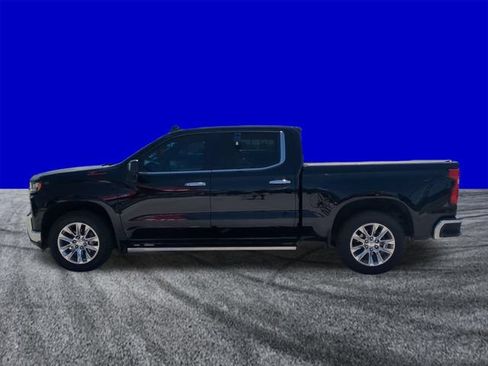 Used 2020 Chevrolet Silverado 1500 LTZ w/ LTZ Premium Package AWD/4WD image 7