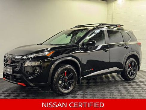 Certified 2025 Nissan Rogue SV AWD/4WD image 1