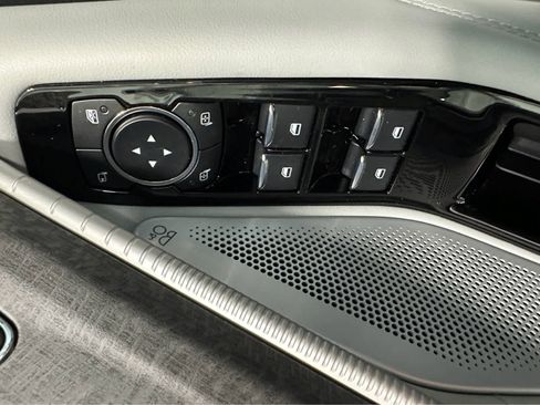 New 2026 Ford Explorer Platinum w/ LUX Leather Package image 40