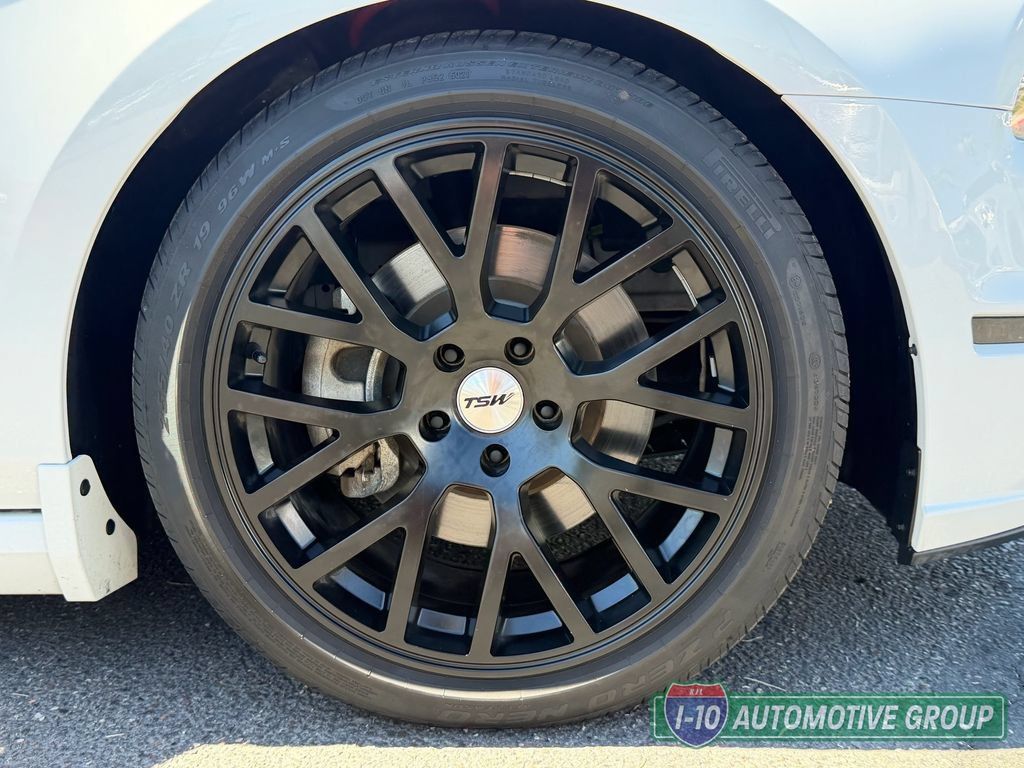 Used 2014 Ford Mustang GT Premium RWD image 12