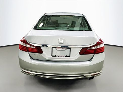 Used 2016 Honda Accord LX image 7