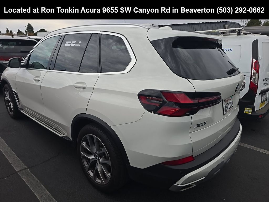 Used 2025 BMW X5 xDrive40i w/ Climate Comfort Package AWD/4WD image 5