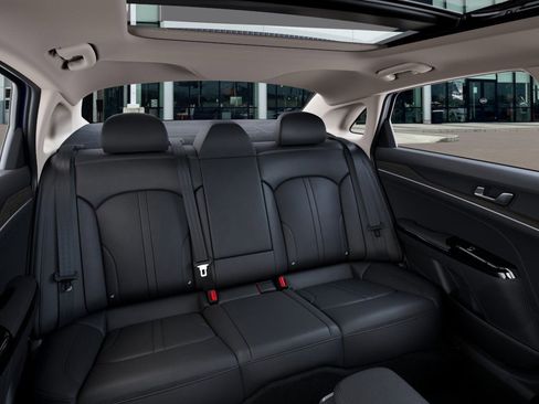 New 2025 Kia K5 EX image 17