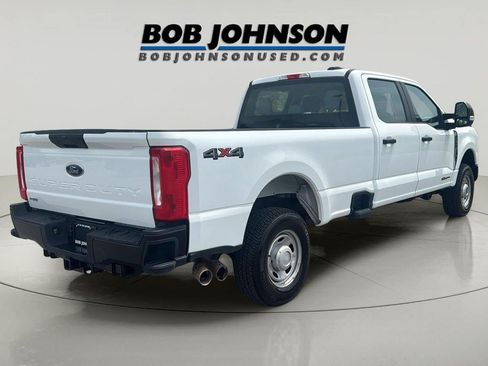 Used 2023 Ford F250 XL AWD/4WD image 3