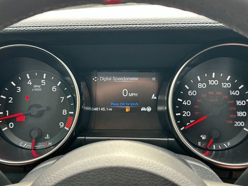 Used 2017 Ford Mustang Shelby GT350 image 27