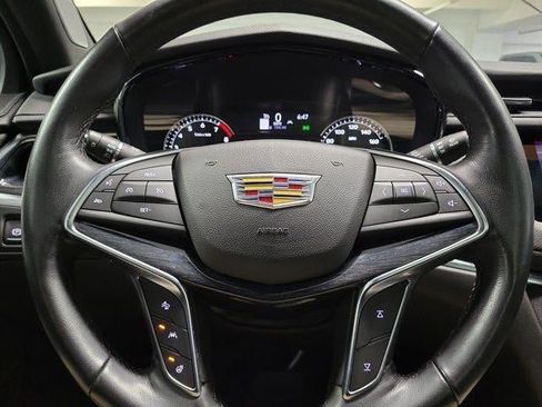 Certified 2023 Cadillac XT5 Premium Luxury FWD image 21