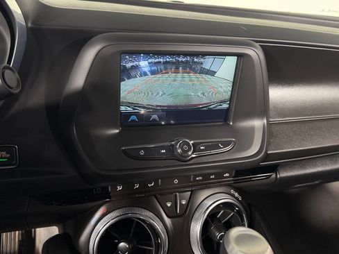 Used 2018 Chevrolet Camaro LT w/ RS Package image 16