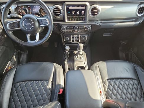 Used 2021 Jeep Wrangler Unlimited Sahara AWD/4WD image 9