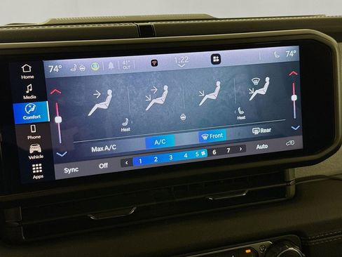 Used 2024 Jeep Wrangler Sahara image 16