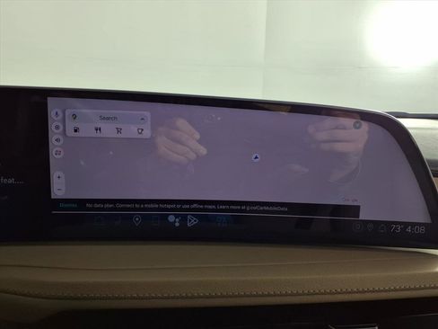 Certified 2024 Cadillac XT4 Luxury w/ Cold Weather Package image 18