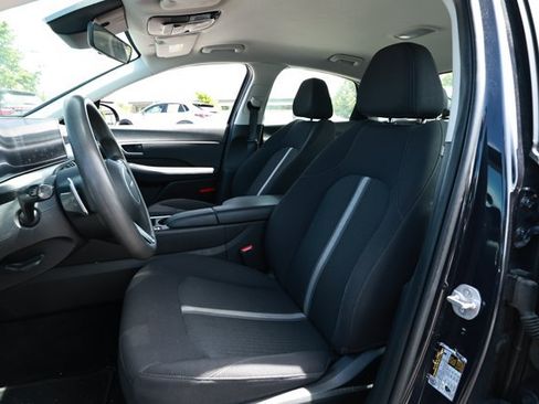 Used 2025 Hyundai Sonata SEL FWD image 22
