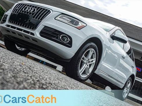 Used 2017 Audi Q5 2.0T Premium Plus w/ Technology Package AWD/4WD image 4