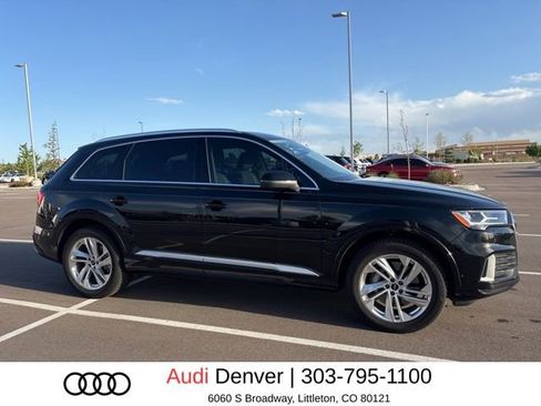 Used 2023 Audi Q7 2.0T Premium w/ Convenience Package AWD/4WD image 3