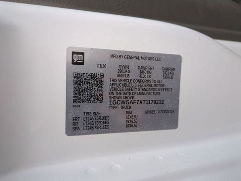 New 2026 Chevrolet Express 2500 w/ Driver Convenience Package image 29