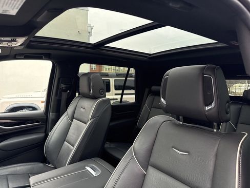 Used 2023 Cadillac Escalade Sport image 18