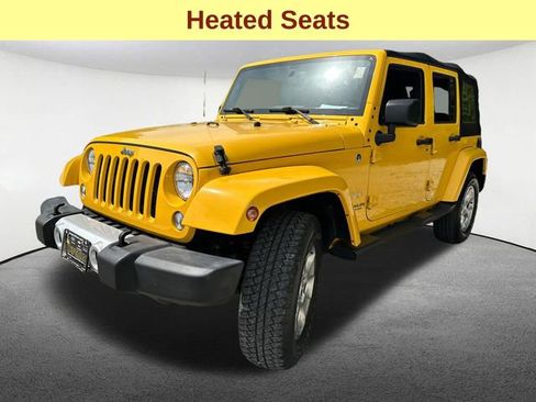 Used 2015 Jeep Wrangler Unlimited Sahara w/ Connectivity Group AWD/4WD image 5