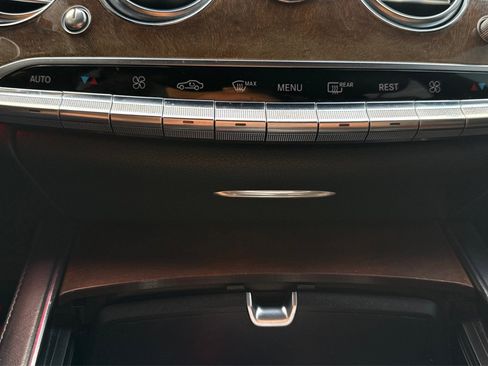 Used 2014 Mercedes-Benz S 63 AMG 4MATIC Sedan image 38