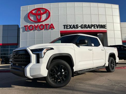 New 2026 Toyota Tundra SR5 image 2