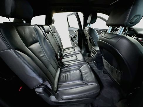 Used 2017 Audi Q7 3.0T Premium Plus w/ Premium Plus Package AWD/4WD image 33