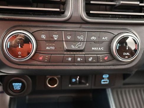 Certified 2022 Ford Maverick Lariat w/ Lariat Luxury Package image 21