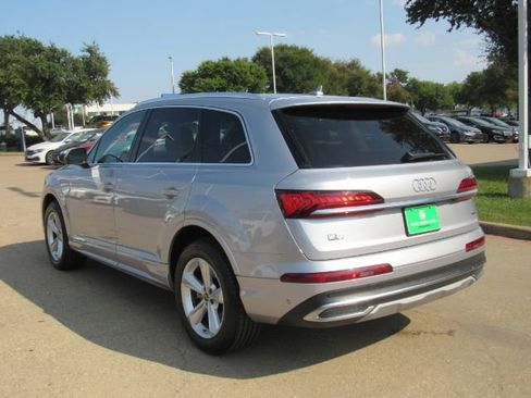 Used 2022 Audi Q7 3.0T Premium w/ Convenience Package image 12