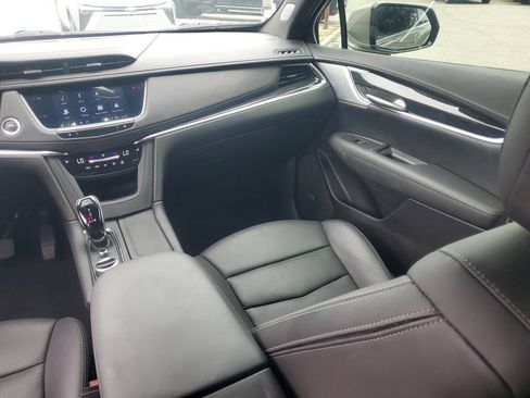 Used 2023 Cadillac XT5 Premium Luxury FWD image 20