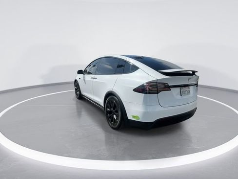 Used 2022 Tesla Model X image 6