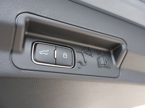 New 2026 Ford Explorer Active AWD/4WD image 17