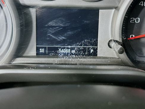 Used 2020 Chevrolet Silverado 1500 Custom w/ Custom Value Package image 18