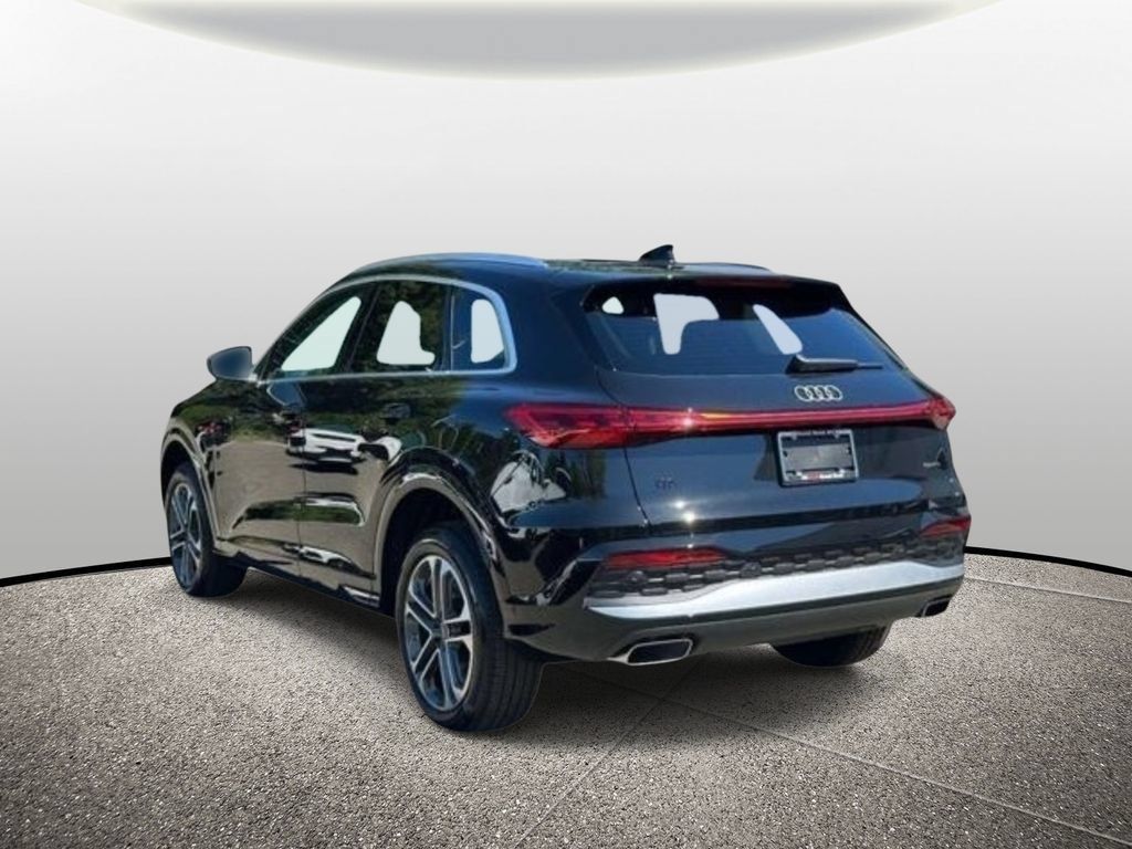 New 2026 Audi Q5 Premium AWD/4WD image 2