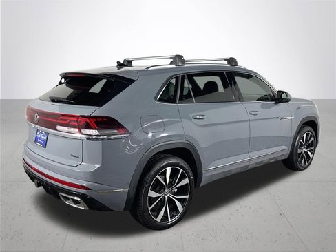 Used 2024 Volkswagen Atlas Cross Sport SEL Premium R-Line image 6