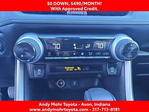 Used 2022 Toyota RAV4 XLE AWD/4WD image 23