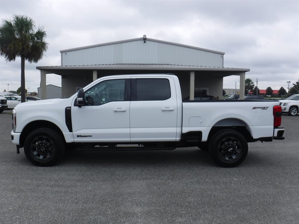 Used 2024 Ford F250 Lariat w/ Sport Appearance Package AWD/4WD image 1