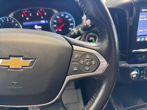 Used 2021 Chevrolet Traverse LT image 29
